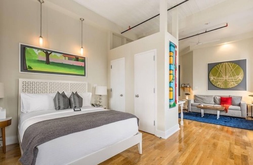 Greenpoint Hotel | Henry Norman Hotel