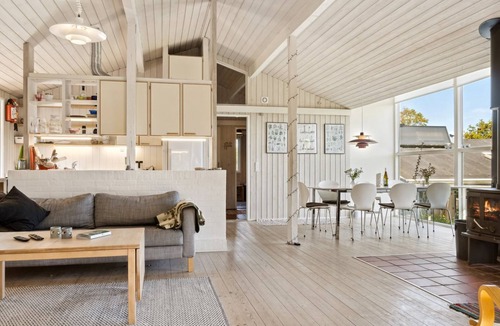 Knebel House | "Henryk" - 350m from the sea by Interhome