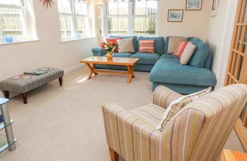 The Lizard House | Henrys Croft