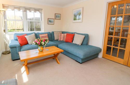 The Lizard House | Henrys Croft