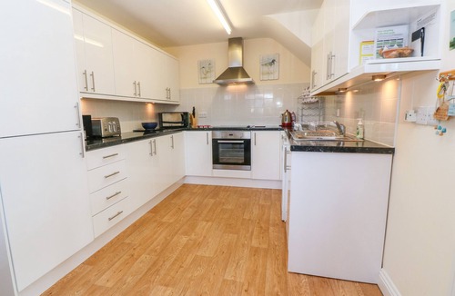 The Lizard House | HENRYS CROFT, pet friendly, with a garden in Lizard