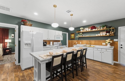 College Station House | Hensarling Cottage Retreat
