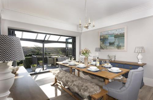 Mullion House | Henscath House