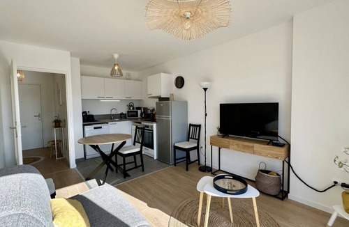 Saint-Valery-sur-Somme Apartment | Henson, apartment for 4 with balcony