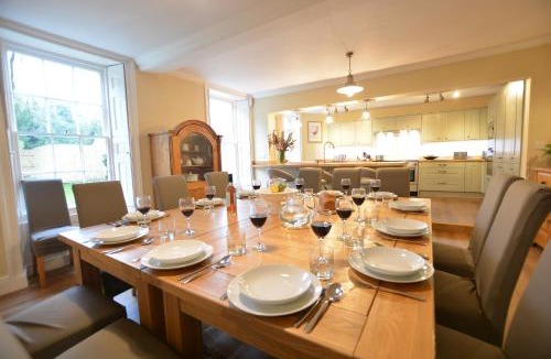 Beccles House | Henstead Hall