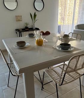 Saint-Igneuc House | Heol