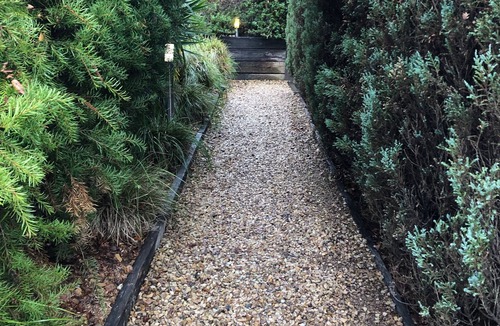 Hepburn Springs Apartment | Hepburn hideaway studio spa villa ~ Hepburn and Daylesford