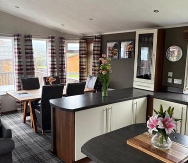 Banchory House | Hepburns Lodge 19