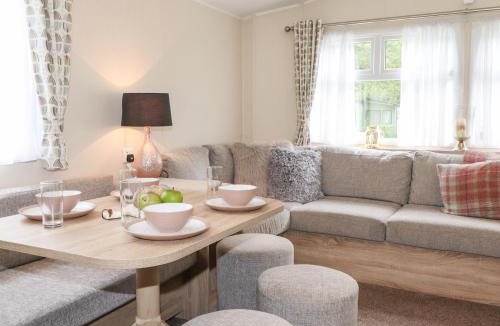 Troutbeck Bridge House | Herdwick Cabin