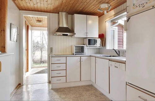 Remmer Strand House | Here, in Toftum Bjerge, there is always something going on, and there is beautiful nature and a wond