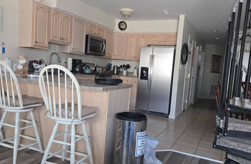 Wildwood Condo | HERE'S THE ONE! #POOL#DECKS#GRILLS! 1/2 BLK 2 BEACH! 8/15+8/22 WKS! MAY WKENDS!