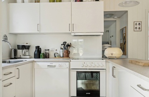 Oster Hurup House | Here, time is tuned into intimacy and coziness