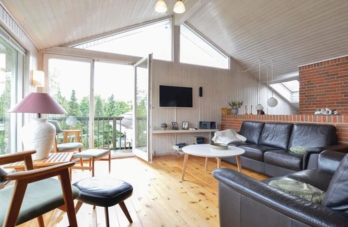 Faarevejle House | Here you will spend your vacation in the beautiful hills of Veddinge Bakker.