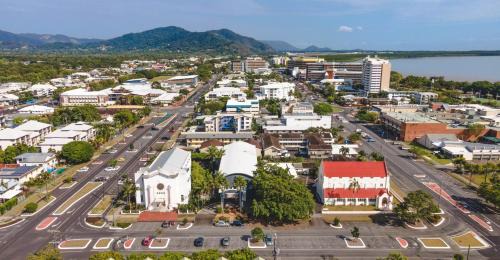 Cairns Hotel | Heritage Cairns Hotel