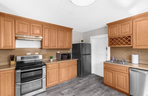 Birmingham House | Heritage Haven Estate- Near Crossplex/Groups/Patio