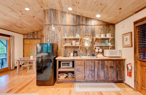 Valle Crucis Cabin | Heritage Hill Cabins
