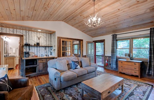 Valle Crucis Cabin | Heritage Hill Cabins