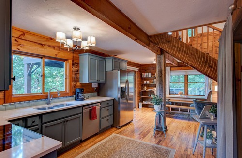Valle Crucis Cabin | Heritage Hill Cabins