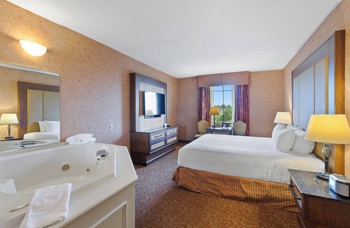 East York Hotel | Heritage Hills Golf Resort