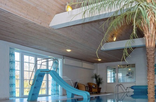 Vinderup House | Heritage Holiday Home in Vinderup with Sauna