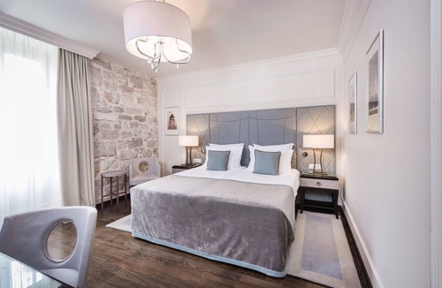 Zadar Old Town Hotel | Heritage hotel Bastion