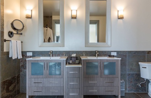 Little River Hotel | Heritage House Resort & Spa
