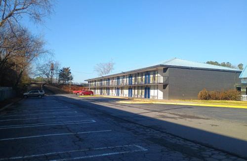 Cartersville Hotel | Heritage Inn Cartersville