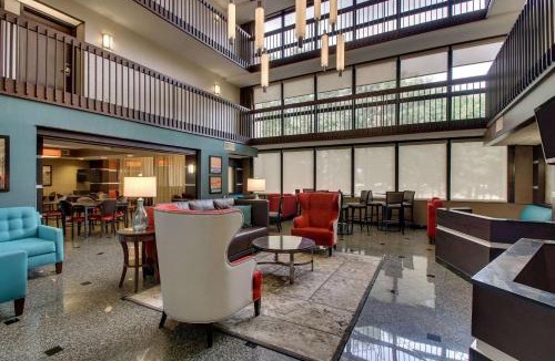 The Woodlands Hotel | Heritage Inn & Suites The Woodlands, Trademark by Wyndham