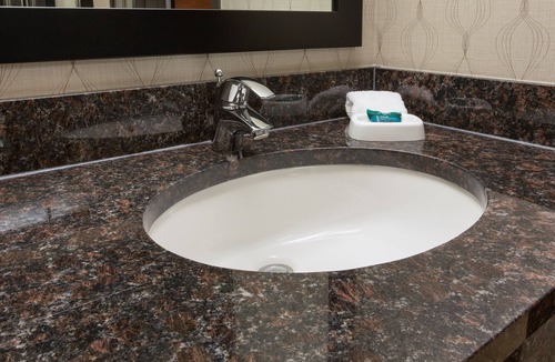 The Woodlands Hotel | Heritage Inn & Suites The Woodlands, Trademark by Wyndham