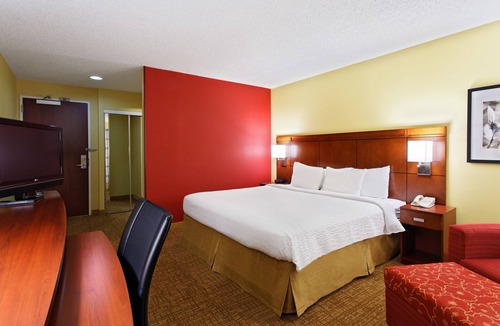 Brookhollow Hotel | Heritage Place Houston Brookhollow