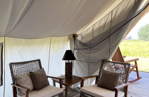 Bozeman Cabin | Heritage Ranch 'Rainbow' Glamping Tent (12)