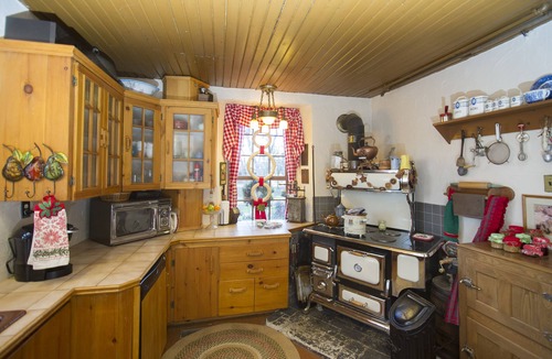 Old England House | Heritage Red River stone house built by Thomas Bunn in 1862