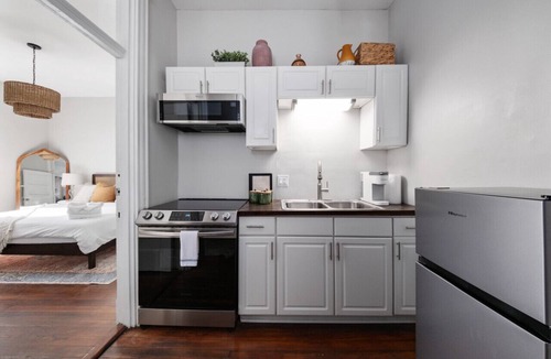 Macon Apartment | Heritage Suite · Great Location · Free Parking