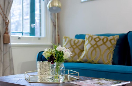 Millers Point House | Heritage Townhouse Near Harbour Bridge