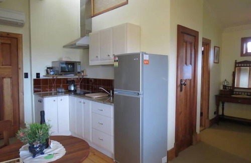 Port Noarlunga Apartment | Heritage View at McCloud House