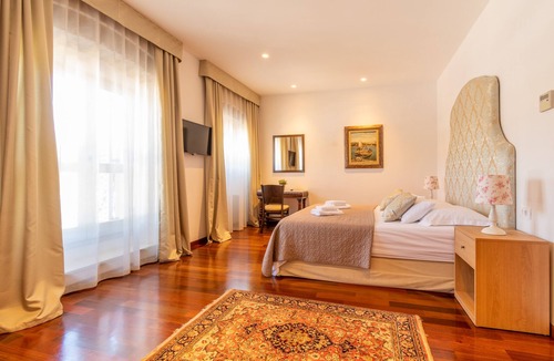 Stari Grad House | Heritage Villa Apolon