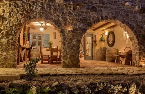Sveti Vid-Miholjice Villa | HERITAGE Villa AQUAMARINE