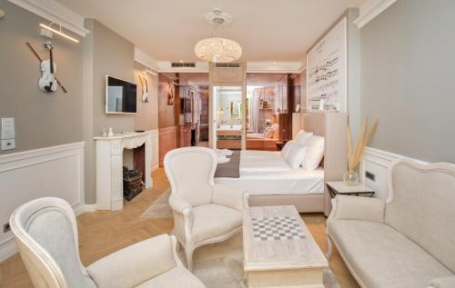 Pile House | Heritage Villa Nobile