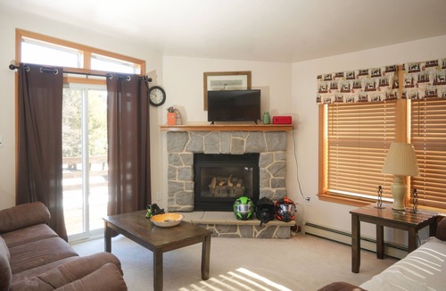 Town of Webb Ski Chalet | Herkimer House @ Beachfront Eagle Bay Village