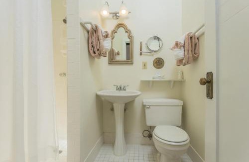 Micanopy Bed & Breakfast | Herlong Mansion Bed & Breakfast