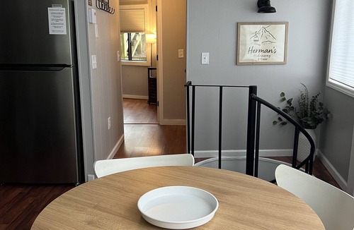 Sugar Mountain Condo | Herman's Hideaway: Remodeled Sugar Mountain Condo, Steps to the Slopes!