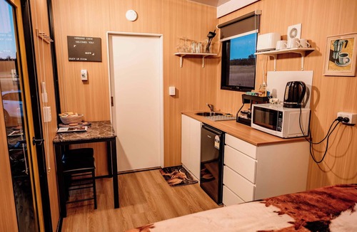 Turill House | Hermano Farm Stay by Tiny Away