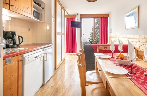 Chamrousse Apartment | Hermine - apt 6p, vue montagne