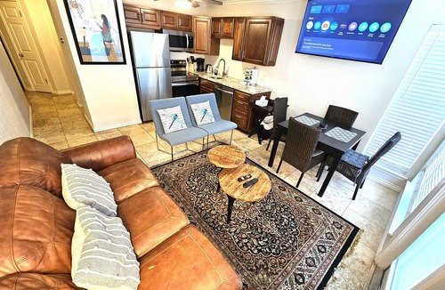 Galveston Condo | "Hermosita": Contemporary Seascape Beachfront Condo
