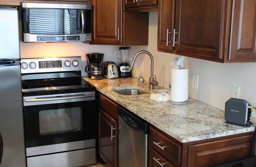 Galveston Condo | "Hermosita": Contemporary Seascape Beachfront Condo