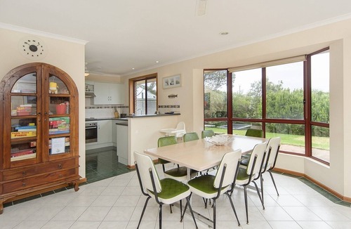 Middleton House | Hero Ave - Family Sum