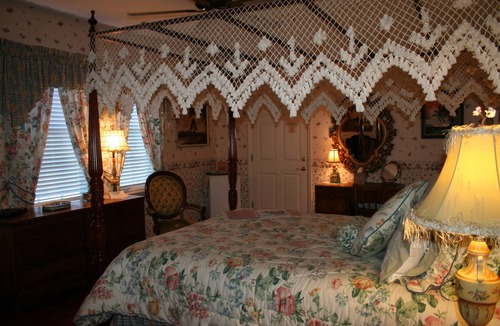 Mount Dora Bed & Breakfast | Heron Cay Lakeview Bed & Breakfast Inn