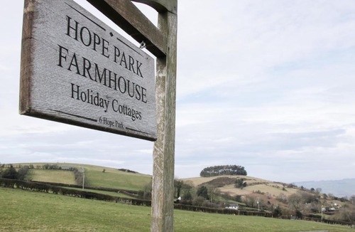 Bromlow House | Heron Cottage