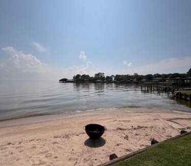 Onalaska Apartment | Heron Harbor 3-BR, 2-full bath lake-front condo