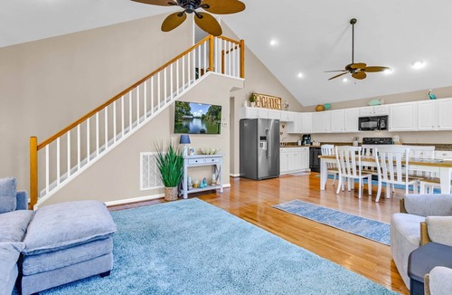 Reedville House | Heron Hideaway Waterfront Cottage